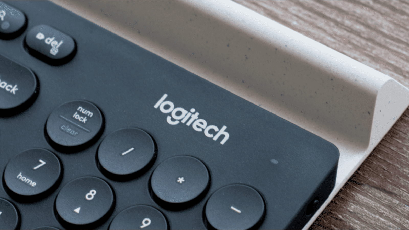 Logitech introduces its Logi AI Prompt Builder