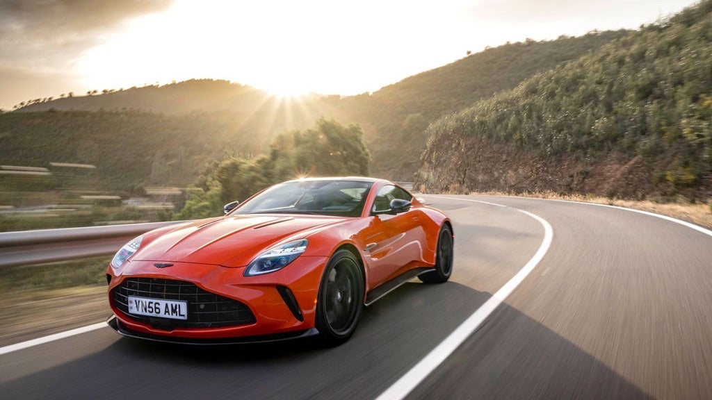Aston Martin Vantage track test 2025: 656 hp in a modest package