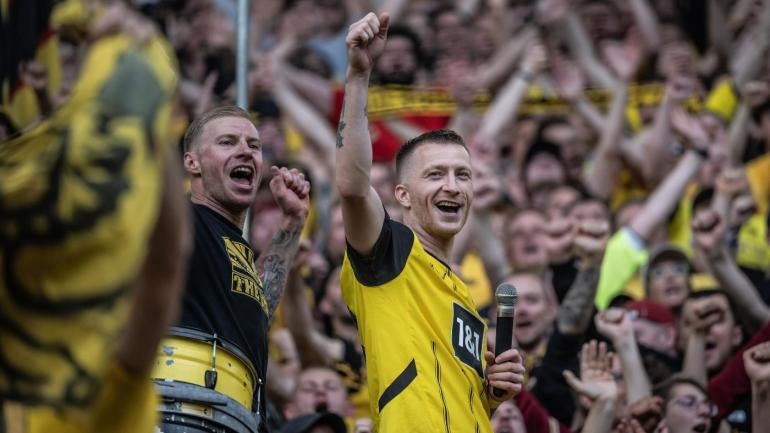 Borussia Dortmund legend Marco Reus buys beer for fans who attended his last home game
