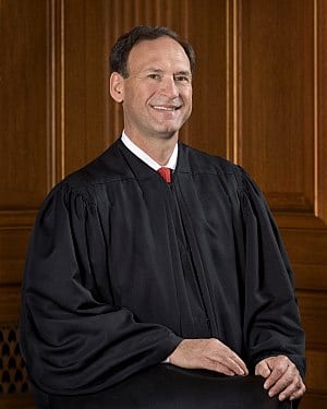 Judge Alito also flew a riot flag at his beach house last summer - Trend Feed World