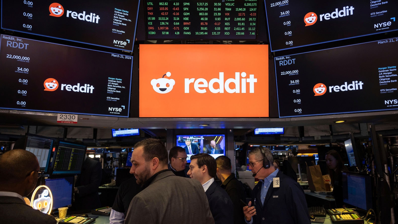 OpenAI and Reddit are teaming up in a deal that will bring Reddit's content to ChatGPT