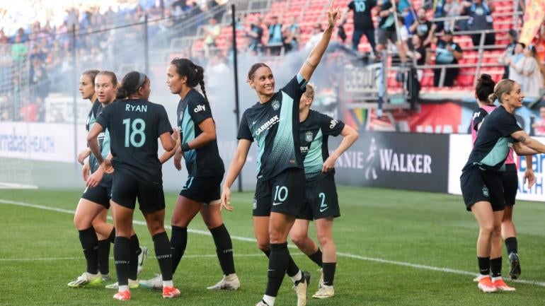 USWNT's Lynn Williams breaks NWSL all-time record with 79th league goal in NJ/NY Gotham FC match